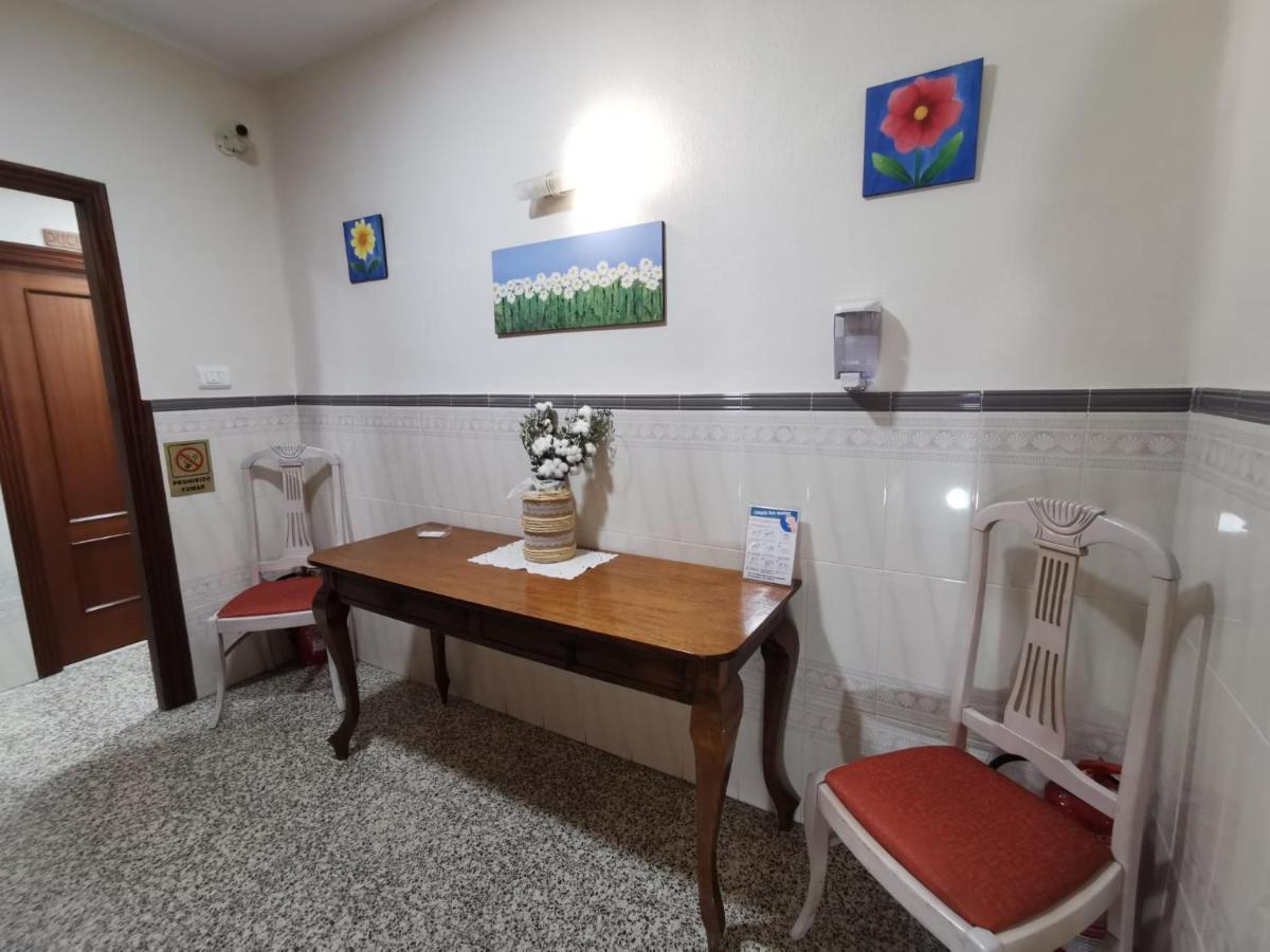 Hostal Senero Mérida Zewnętrze zdjęcie
