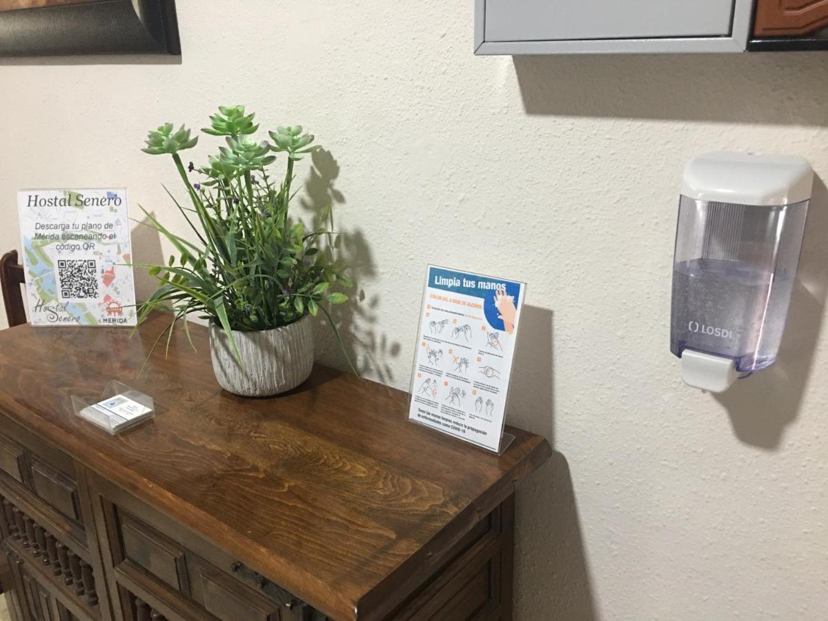 Hostal Senero Mérida Zewnętrze zdjęcie