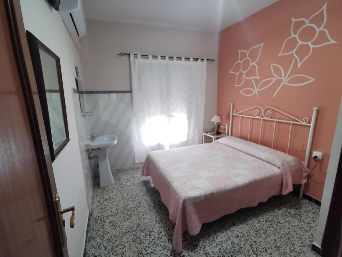 Hostal Senero Mérida Zewnętrze zdjęcie